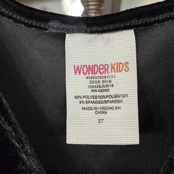 Brand New Wonder Kids Black Velvet Heart Short Sleeved Dress Scoop Neck Flare - Picture 4 of 8